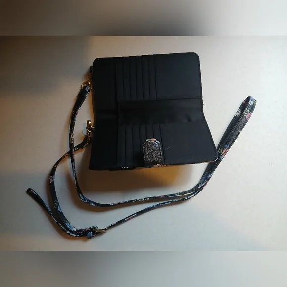 NO BOUNDARIES WOMEN'S MULTICOLORED FLORAL WALLET - Picture 3 of 3